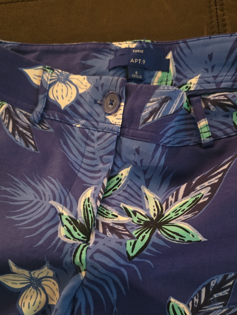 Apt. 9 Navy Floral Tropical Shorts Sz.8